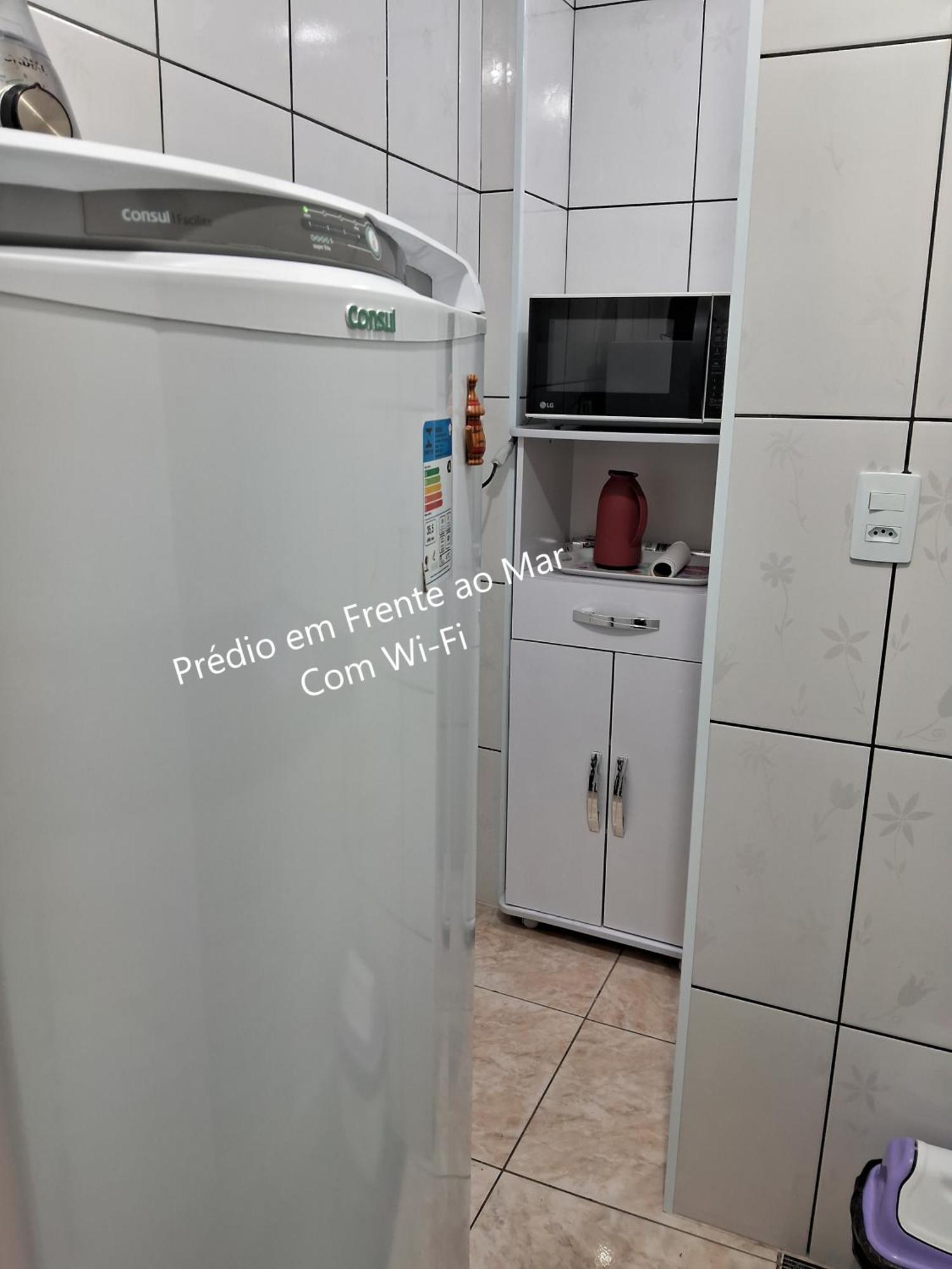 Апартаменти Predio Em Frente Ao Mar Прая-Гранді Екстер'єр фото